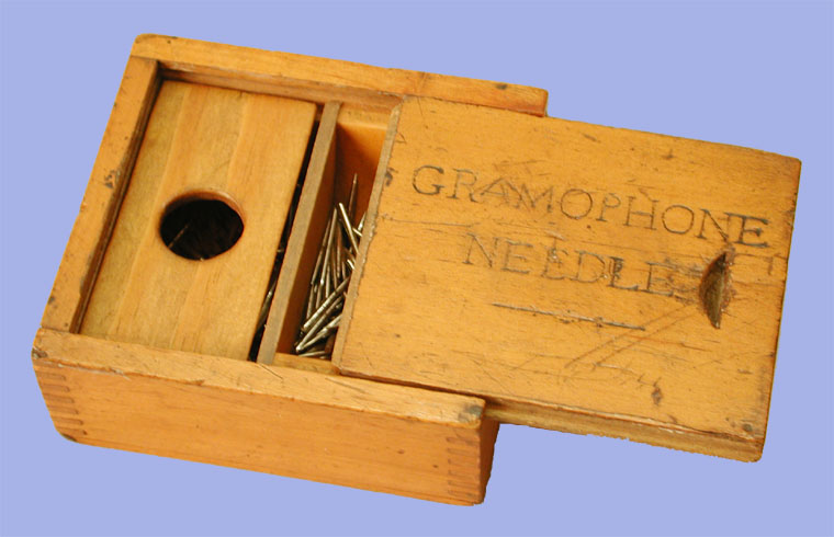 Bote d’aiguilles Gramophone Needle